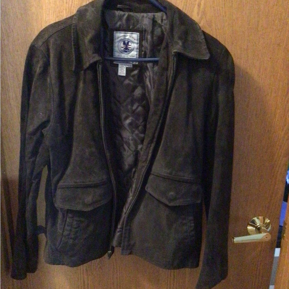 Leather jacket medium women’s with pockets
